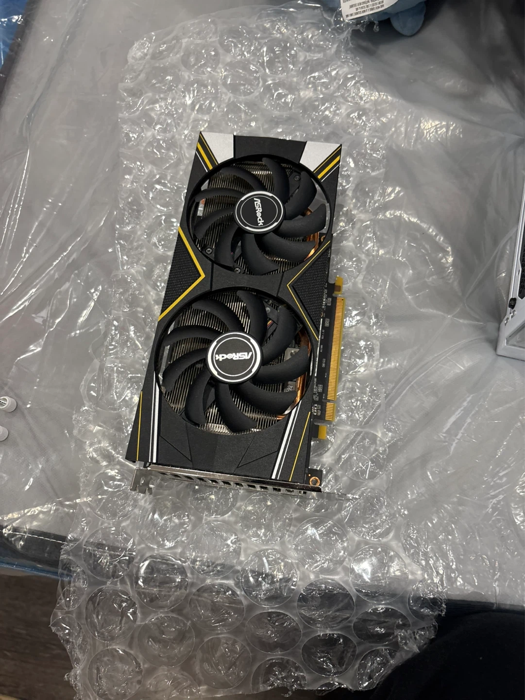 AMD RADEON RX 5500 XT CHALLENGER D 4G OC