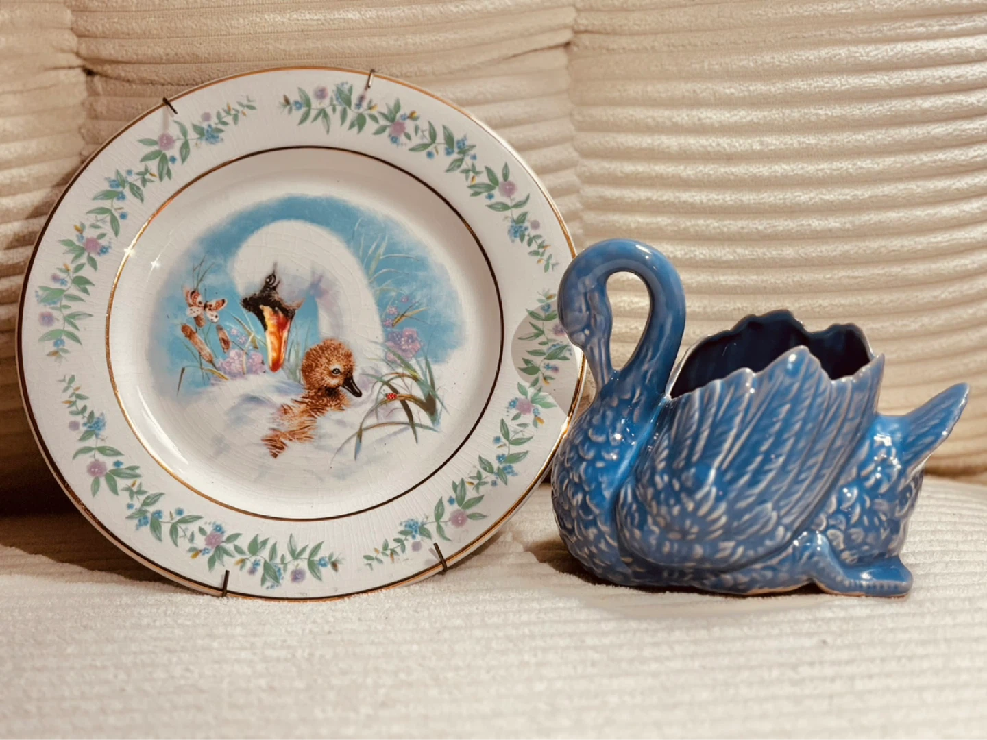 Vintage Swan Plate and Swan Planter