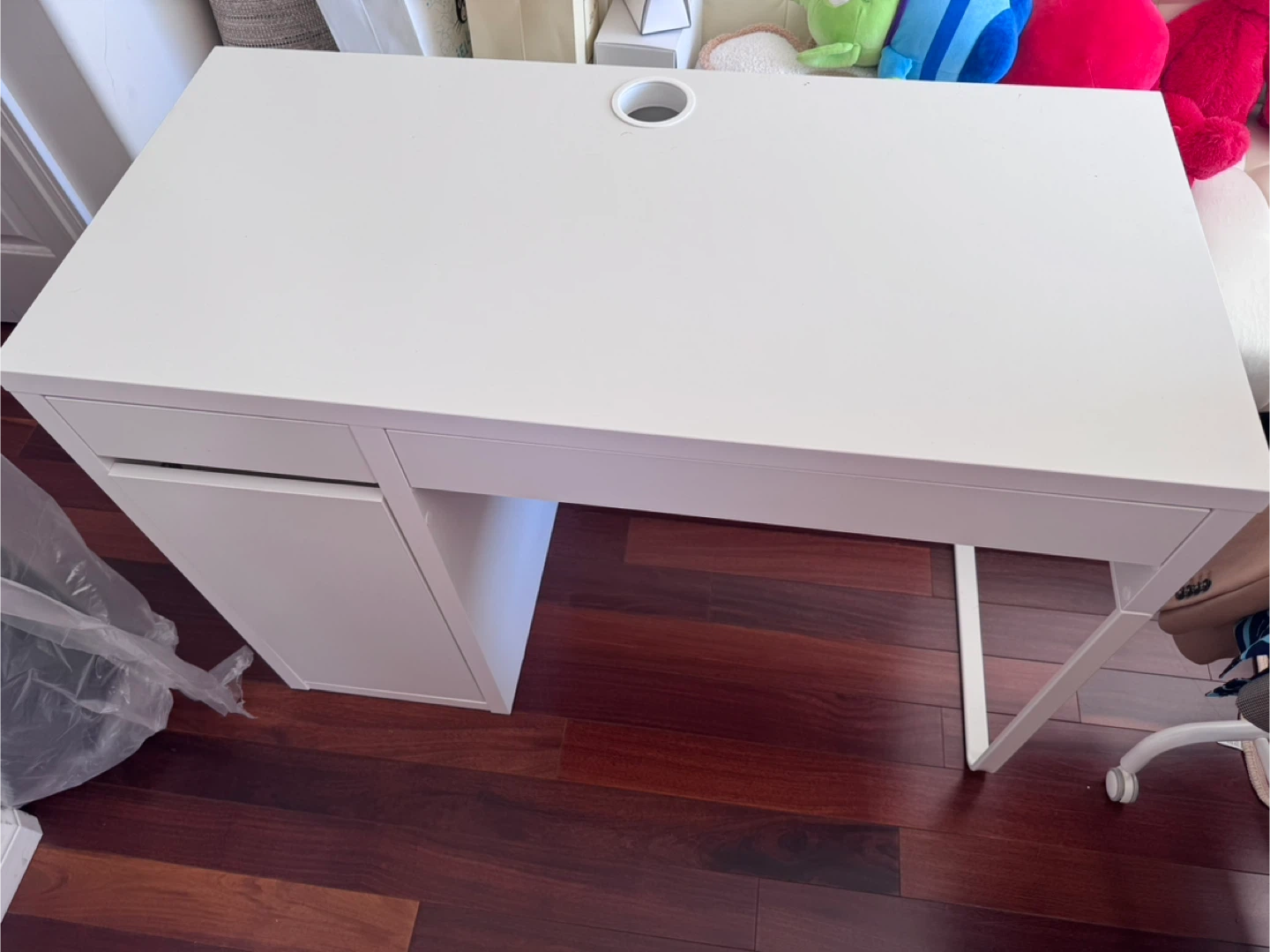 Micke white desk - photo 2