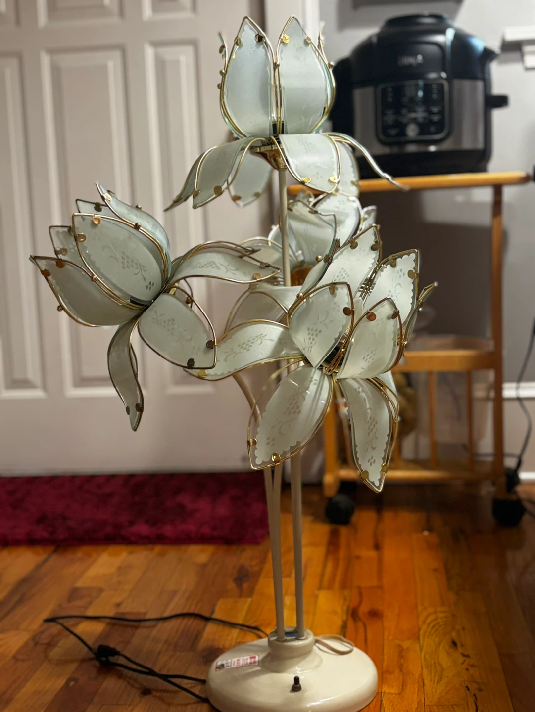 Vintage Lotus Lamp - photo 5
