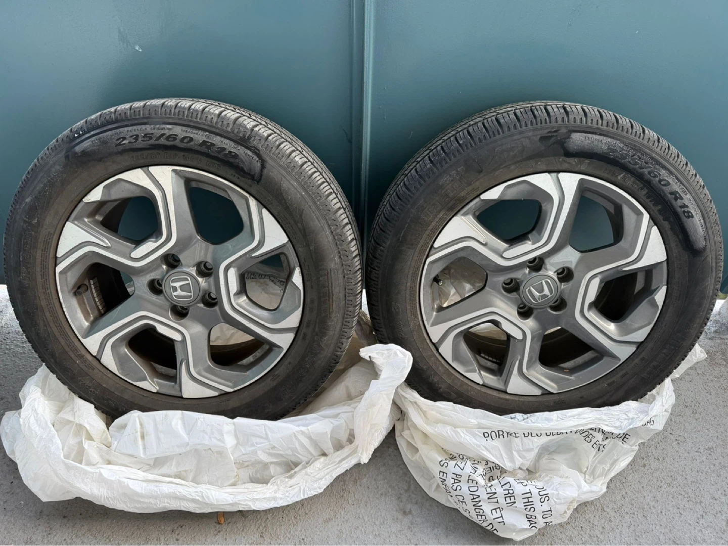 Set of 4 Honda CR-V Alloy Wheels with Tires 235/60R18 - photo 2