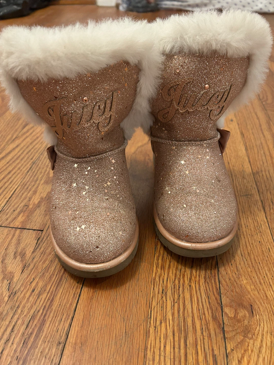 Glitter Juicy Couture children’s faux-fur winter boots