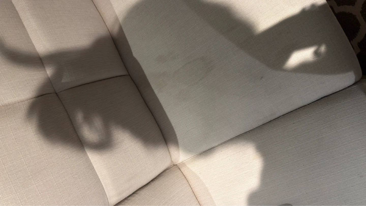 Cream coloured Convertible Couch/Sofa - photo 4