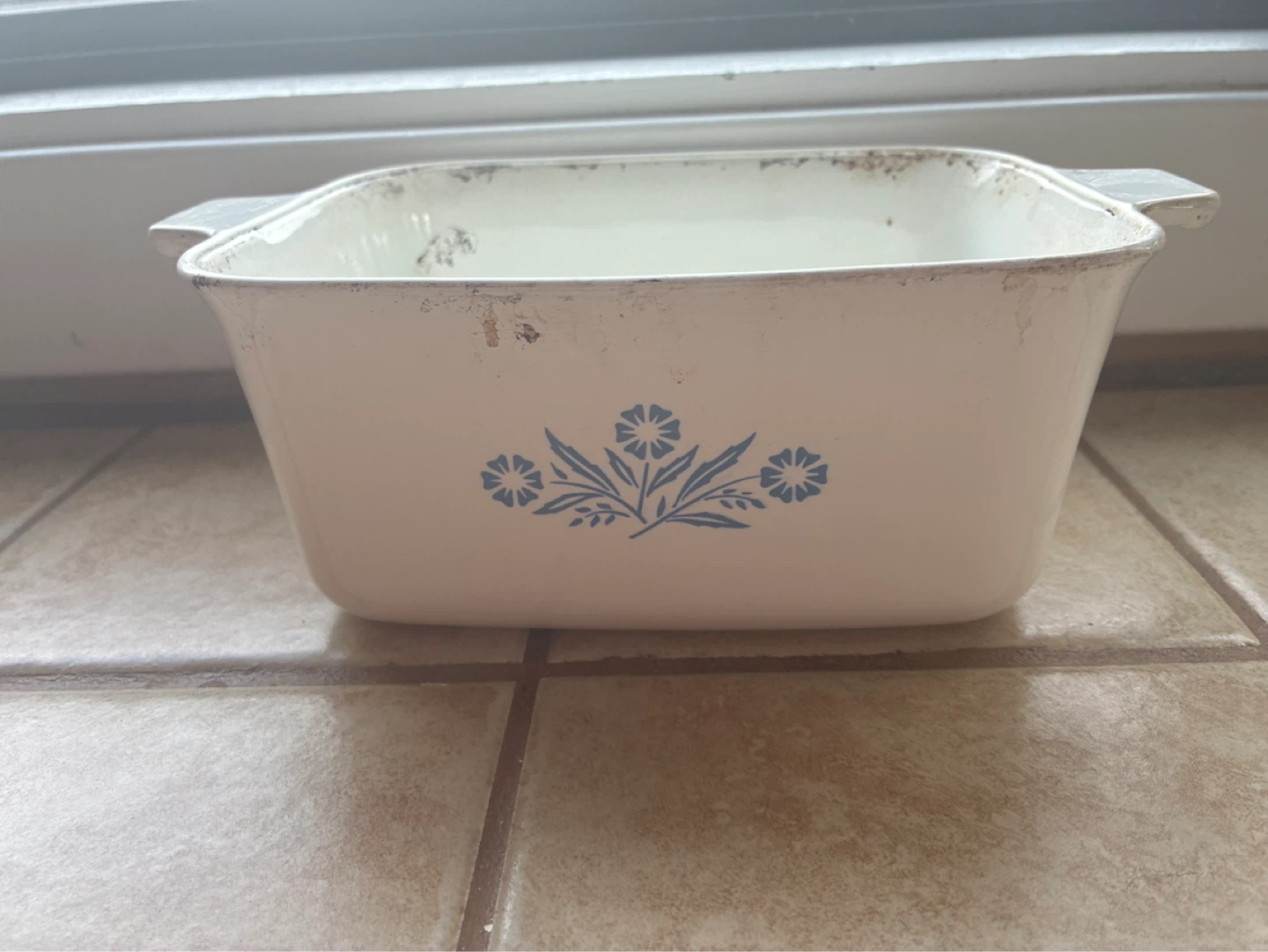 CorningWare P-4-B Casserole Dish