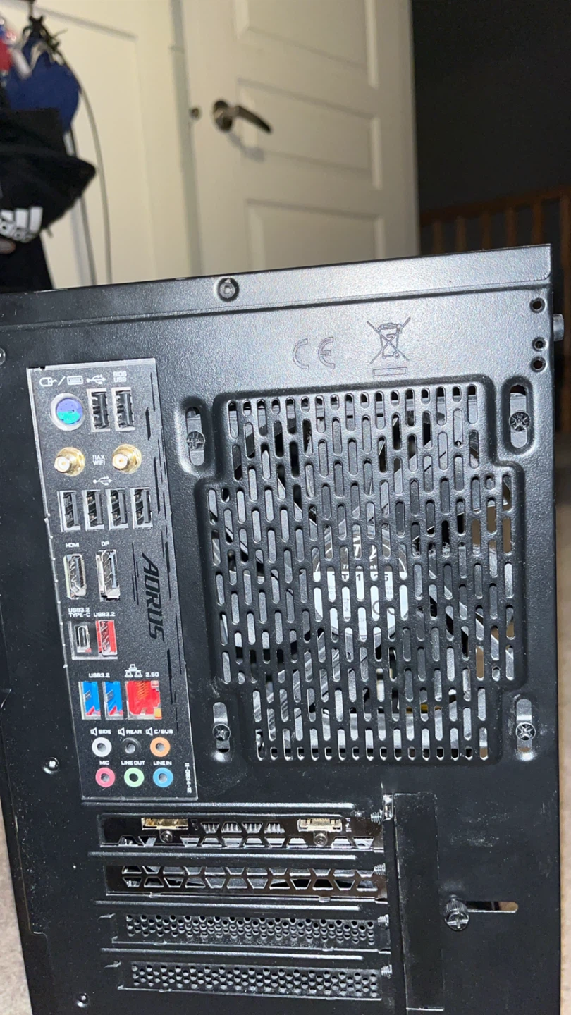 Aorus Thermaltake ATX Computer - photo 4