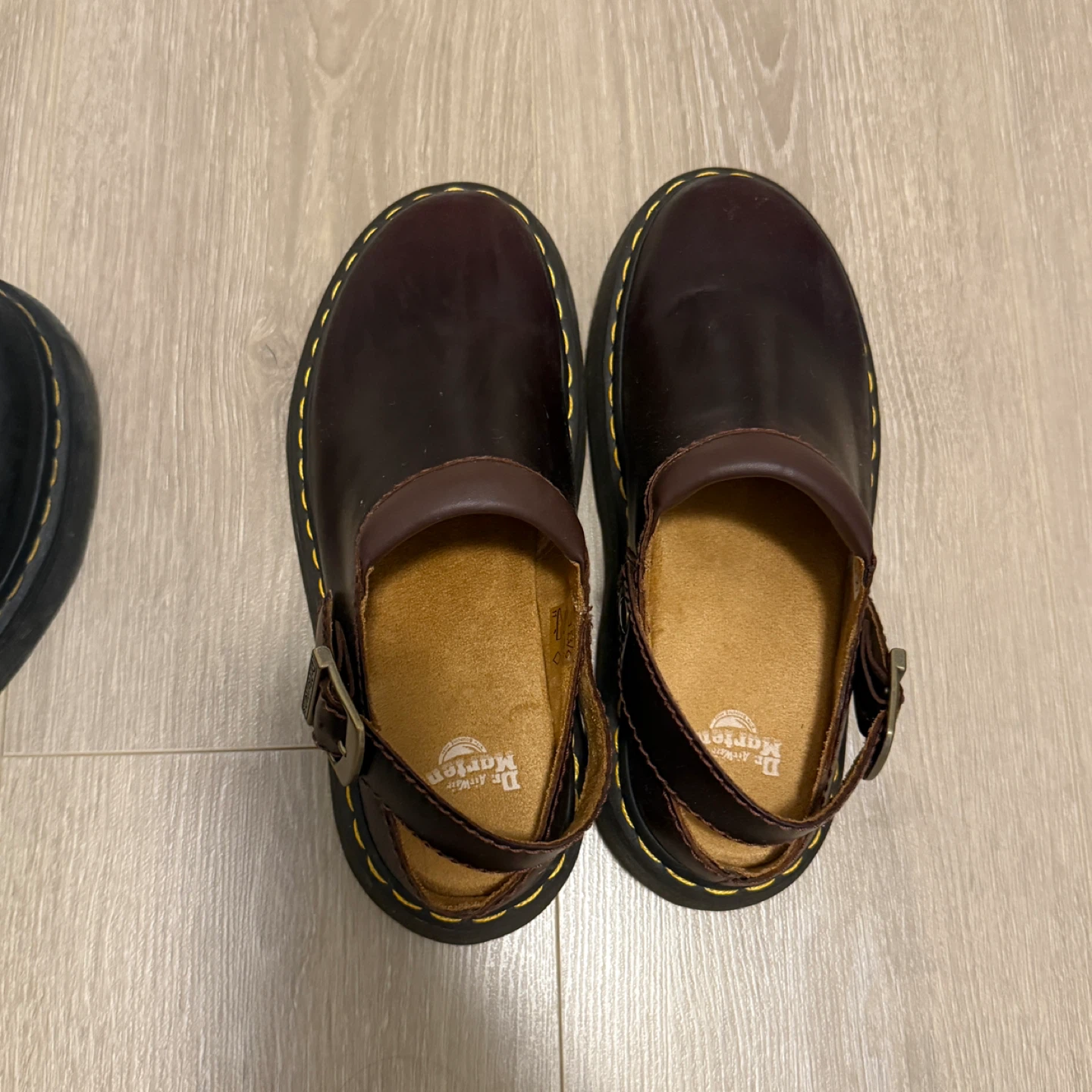 Dr. Martens Laketen Black and Charro Size US 7 - photo 4