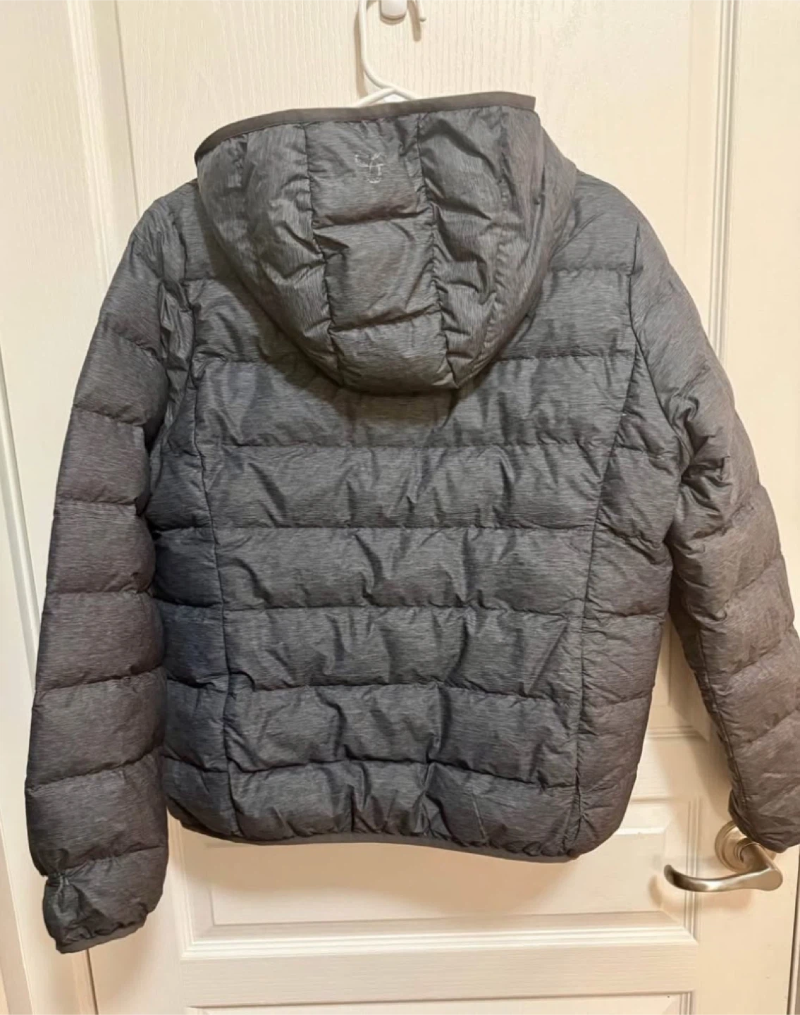 Aritzia TNA SuperPuff Light Packable Jacket - photo 2