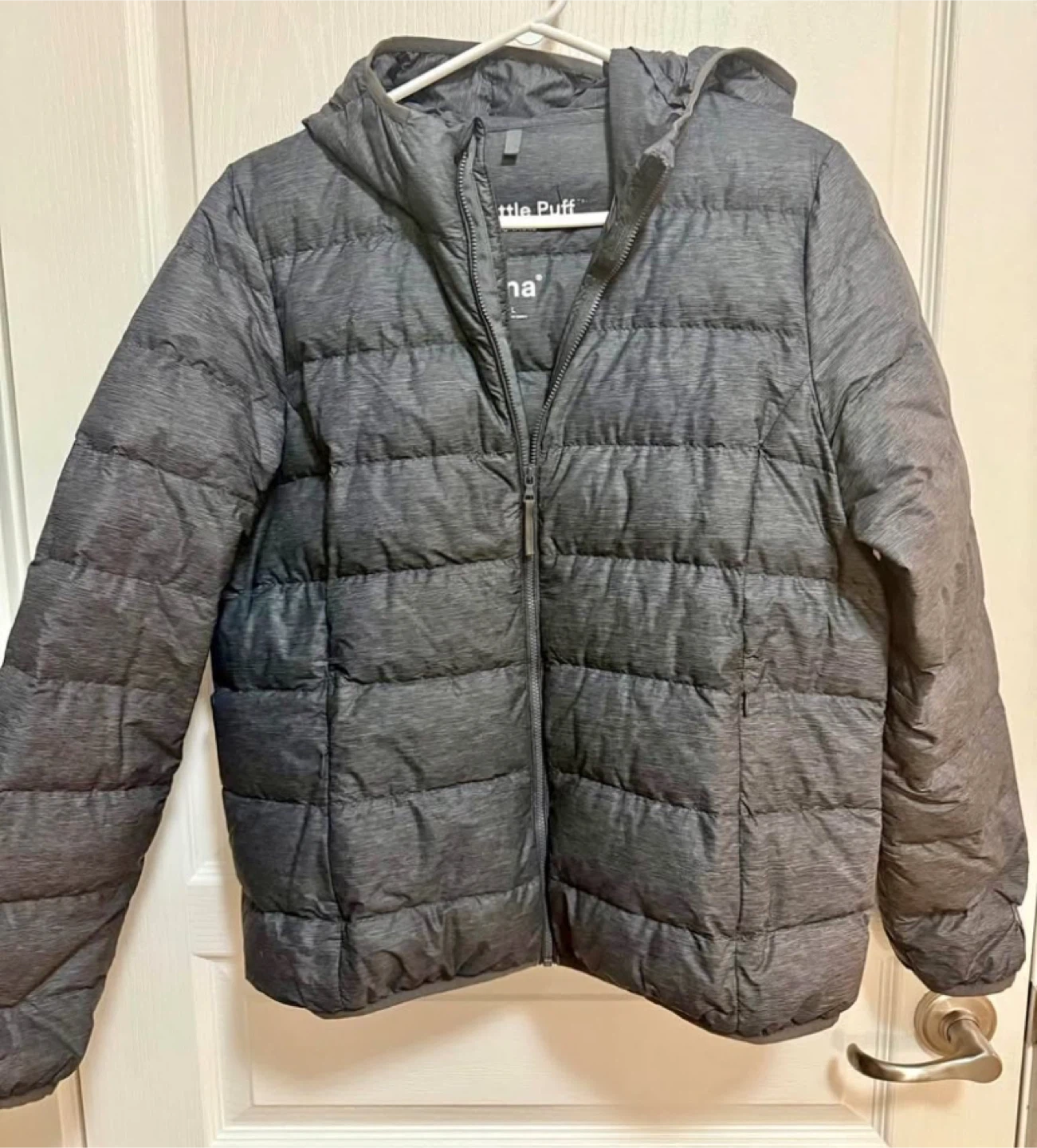 Aritzia TNA SuperPuff Light Packable Jacket