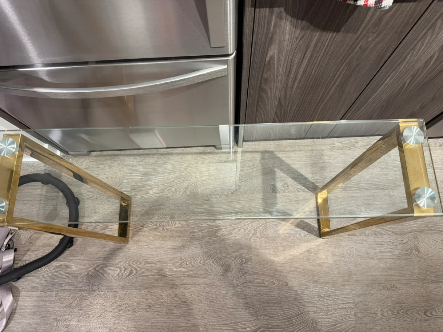 Console table - photo 2