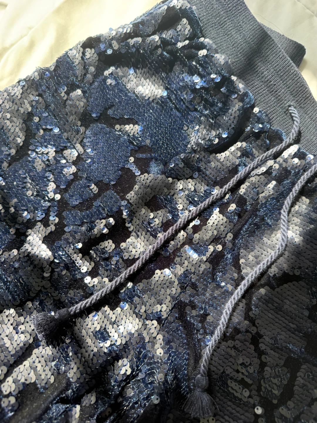 Anthropologie Sequin Joggers Size M - photo 3