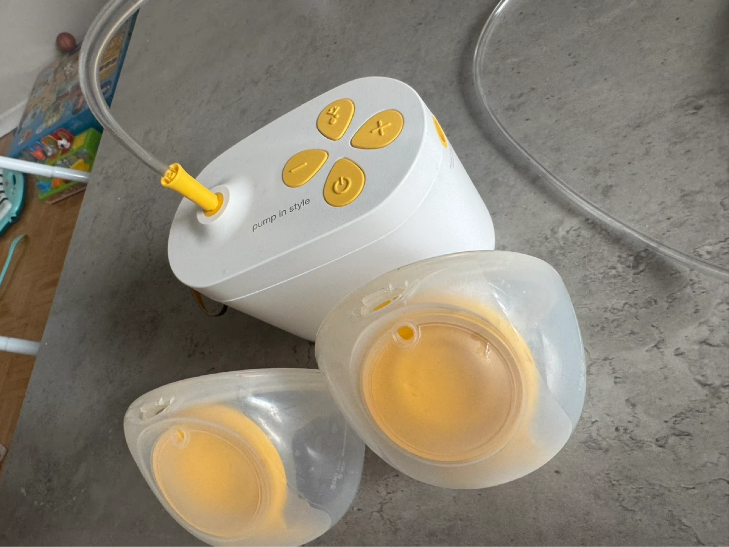 Medela Pump in Style Advanced Breast Pump - photo 2