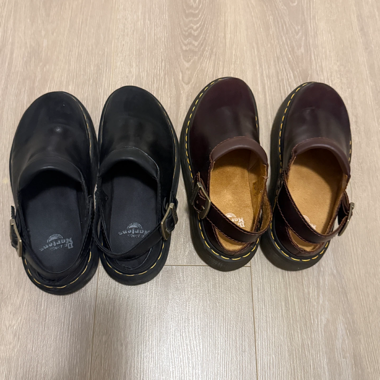Dr. Martens Black Leather Laketen Size 7 - photo 2