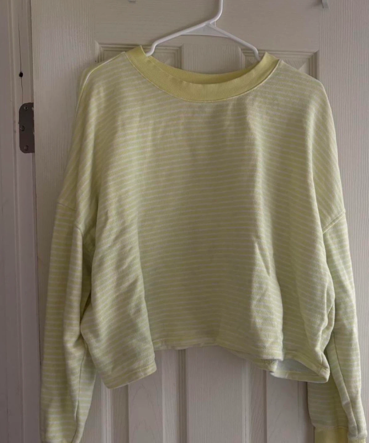 Target Wild Fable sweatshirt. Size XL - photo 4