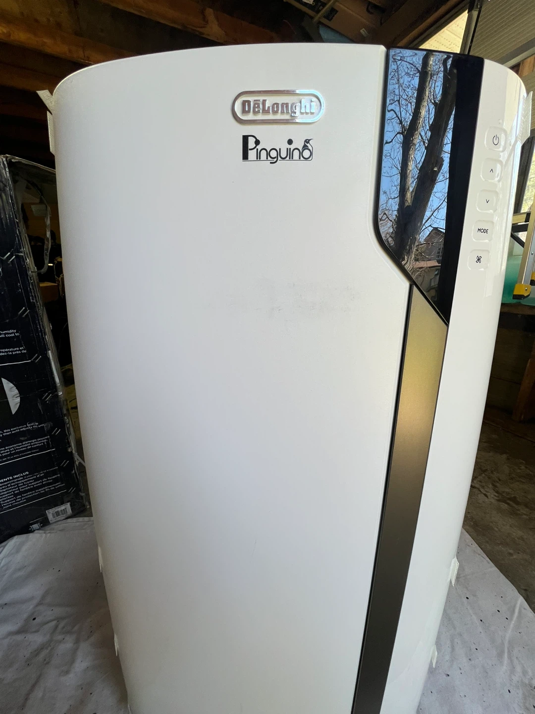 DeLonghi Pinguino ArcticWhisper Extreme Portable Air Conditioner