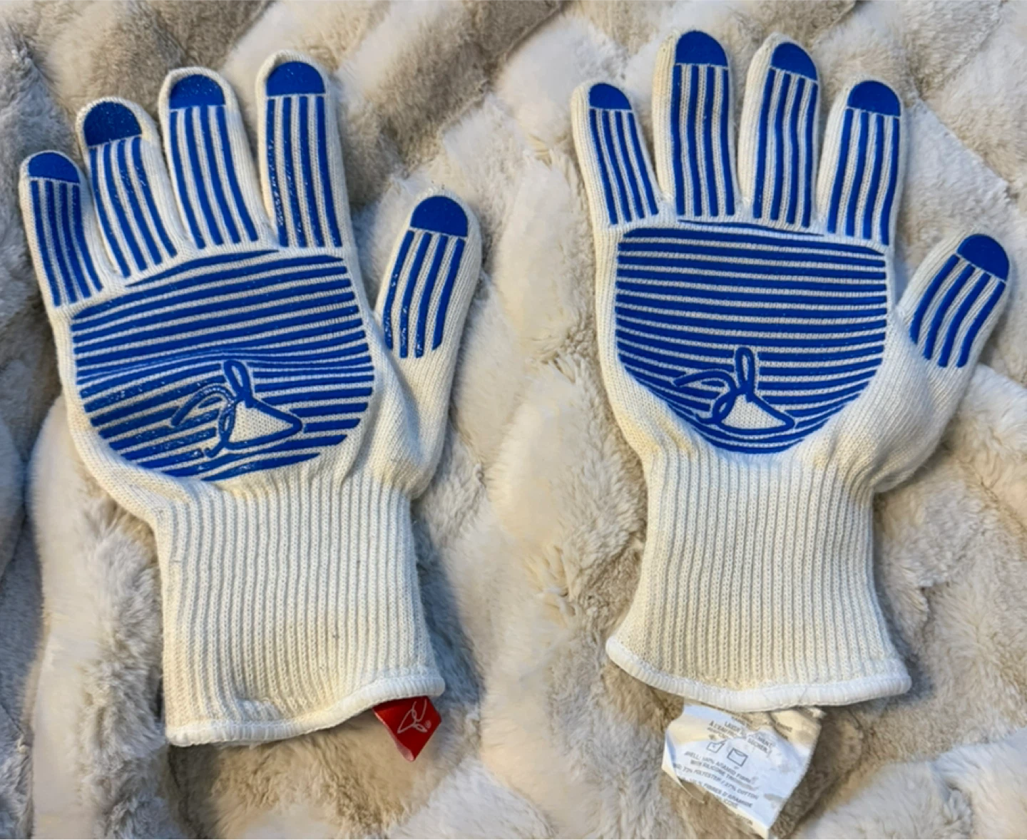 Heat Resistant Cooking Gloves - photo 2