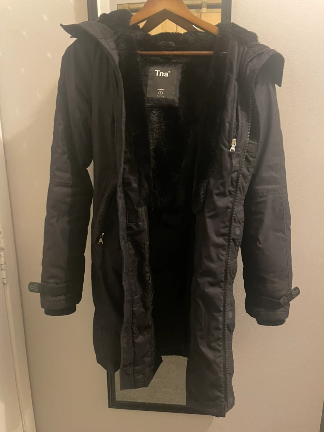 Tna Women's coat