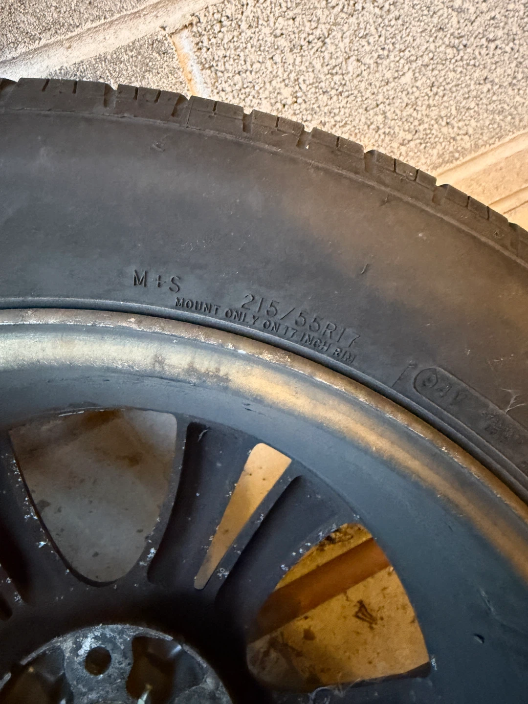Hyundai Wheel and Tire - photo 4