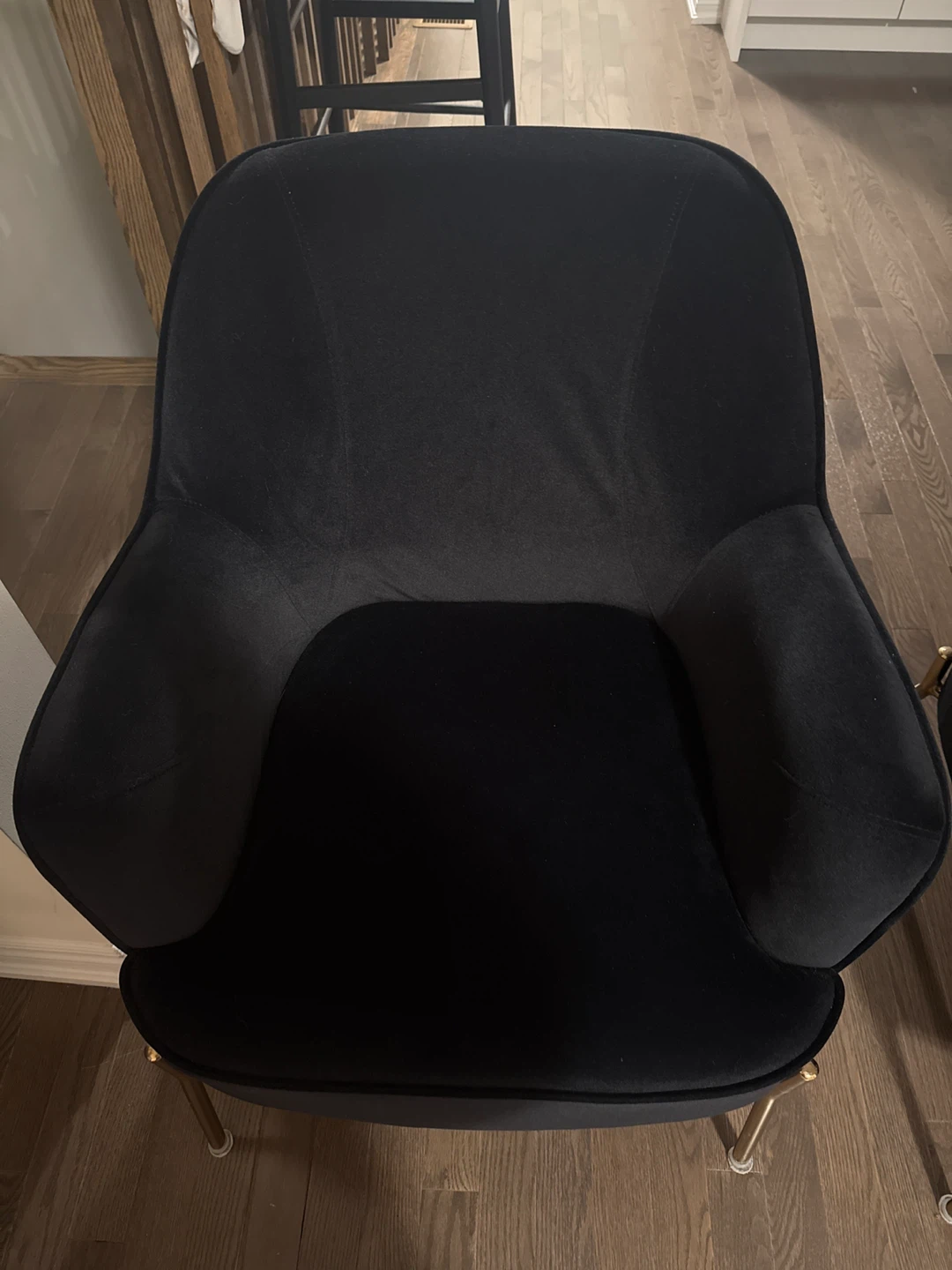 Black Velvet Accent Chair - photo 3