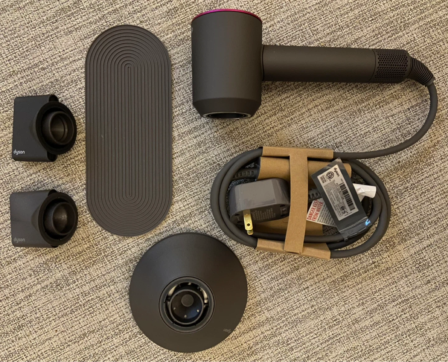 Authentic Dyson Hair dryers - photo 3