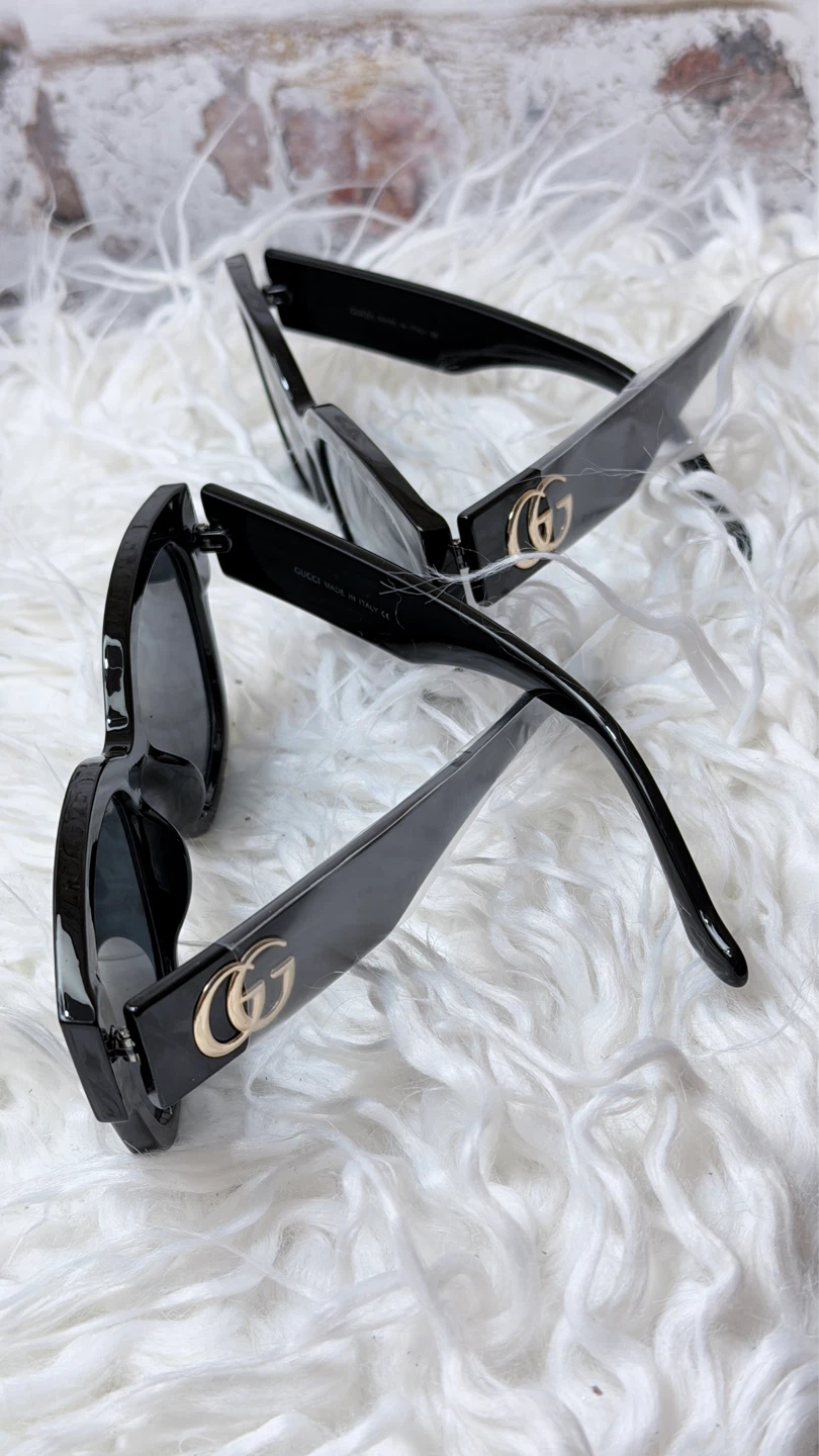 Gucci Sunglasses - photo 3