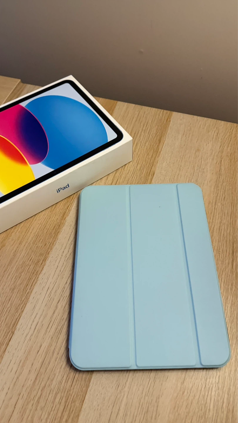 Apple iPad 10th Generation - photo 4