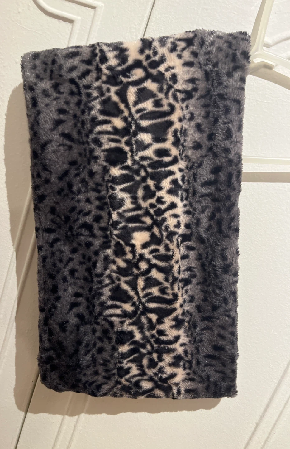 Faux Fur Leopard Print Neck Warmer/Gaiter - photo 5