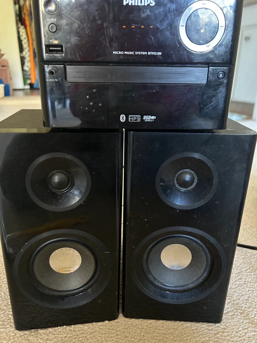 Philips Micro Music System BTM2180 with Speakers - photo 2