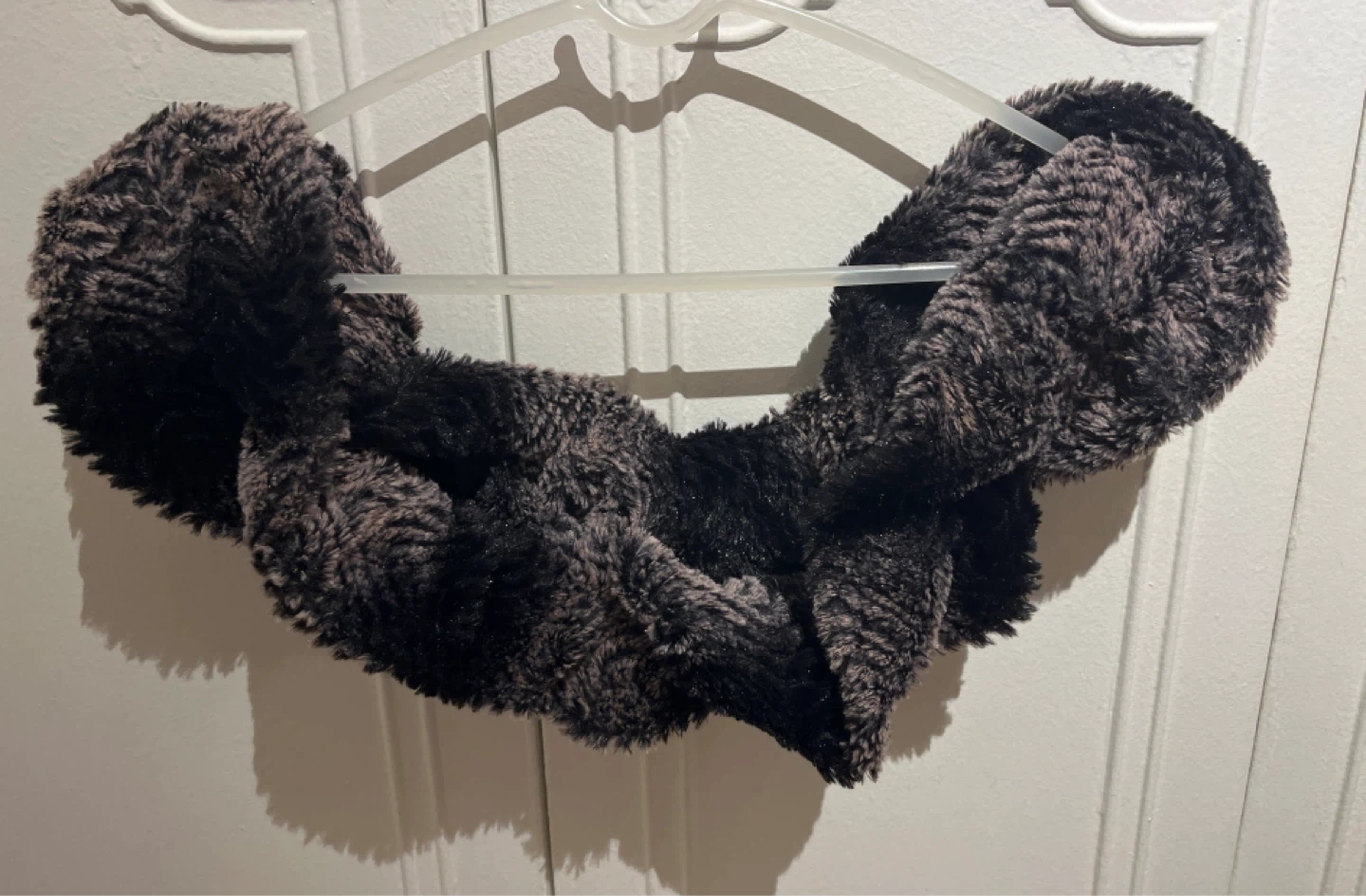 Faux Fur Infinity Scarf - photo 4