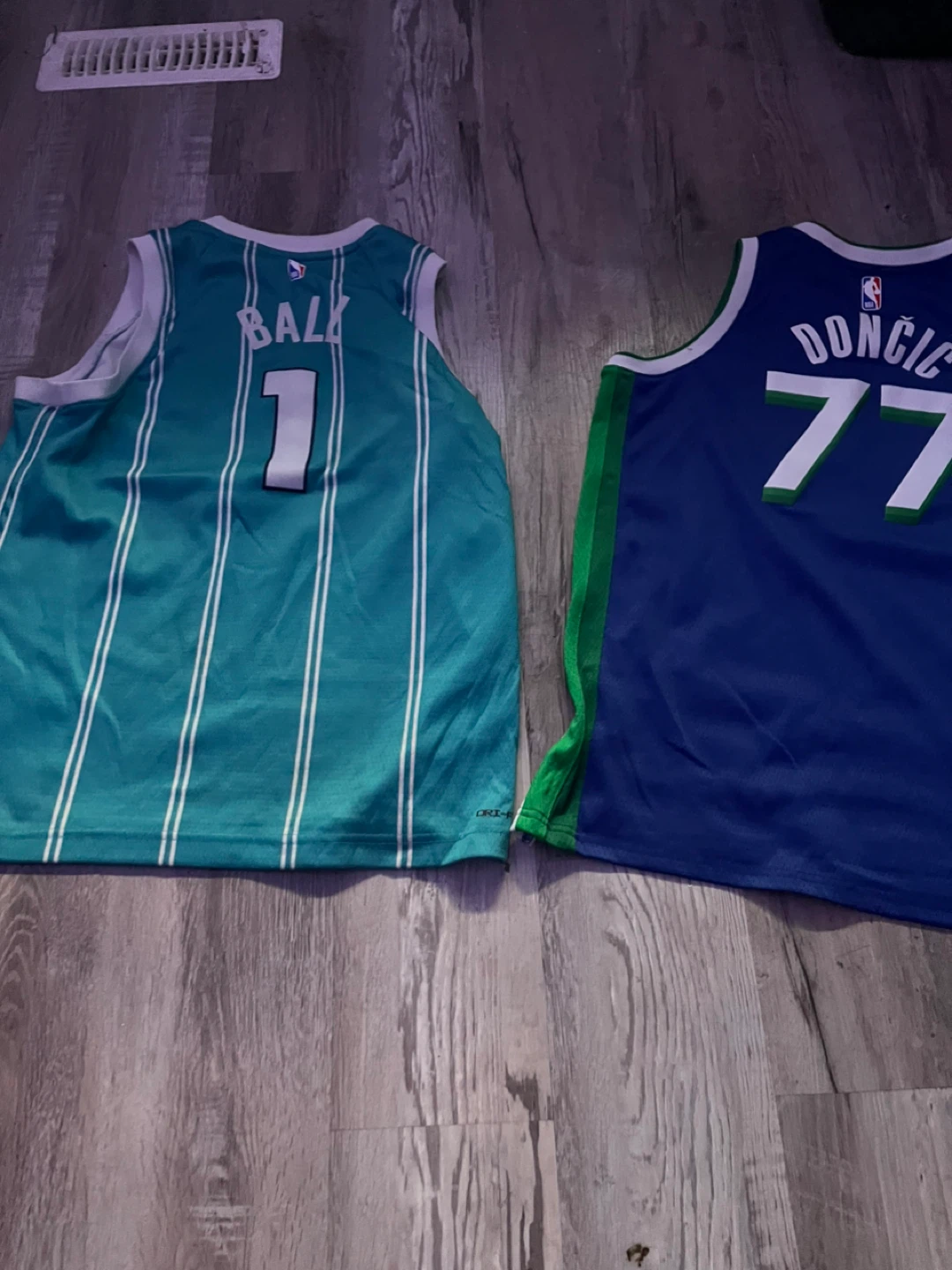 Charlotte Hornets & Dallas Mavericks Basketball Jerseys - photo 2