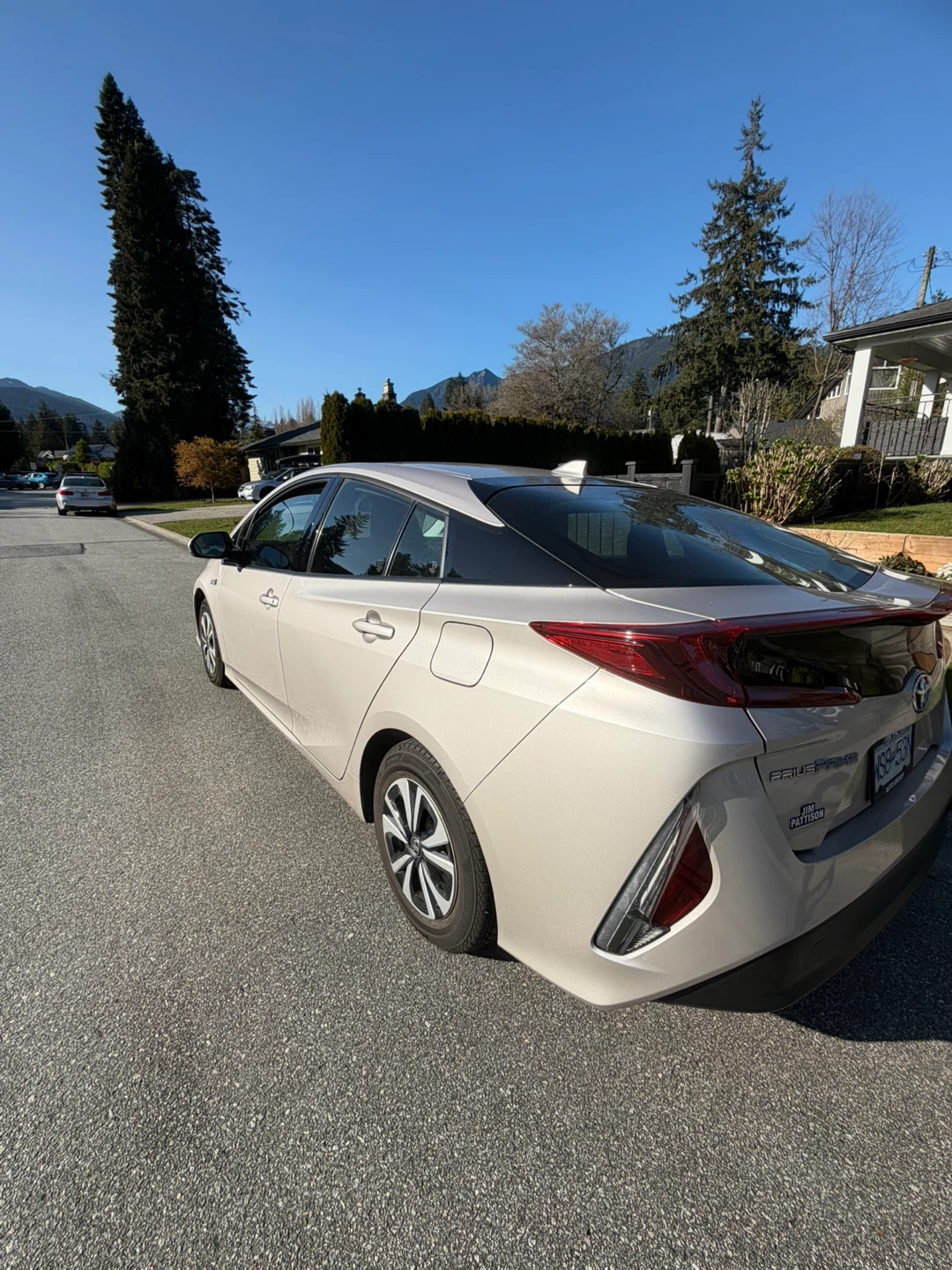 2019 Toyota Prius Prime Plug-In Hybrid - Low Mileage - photo 2