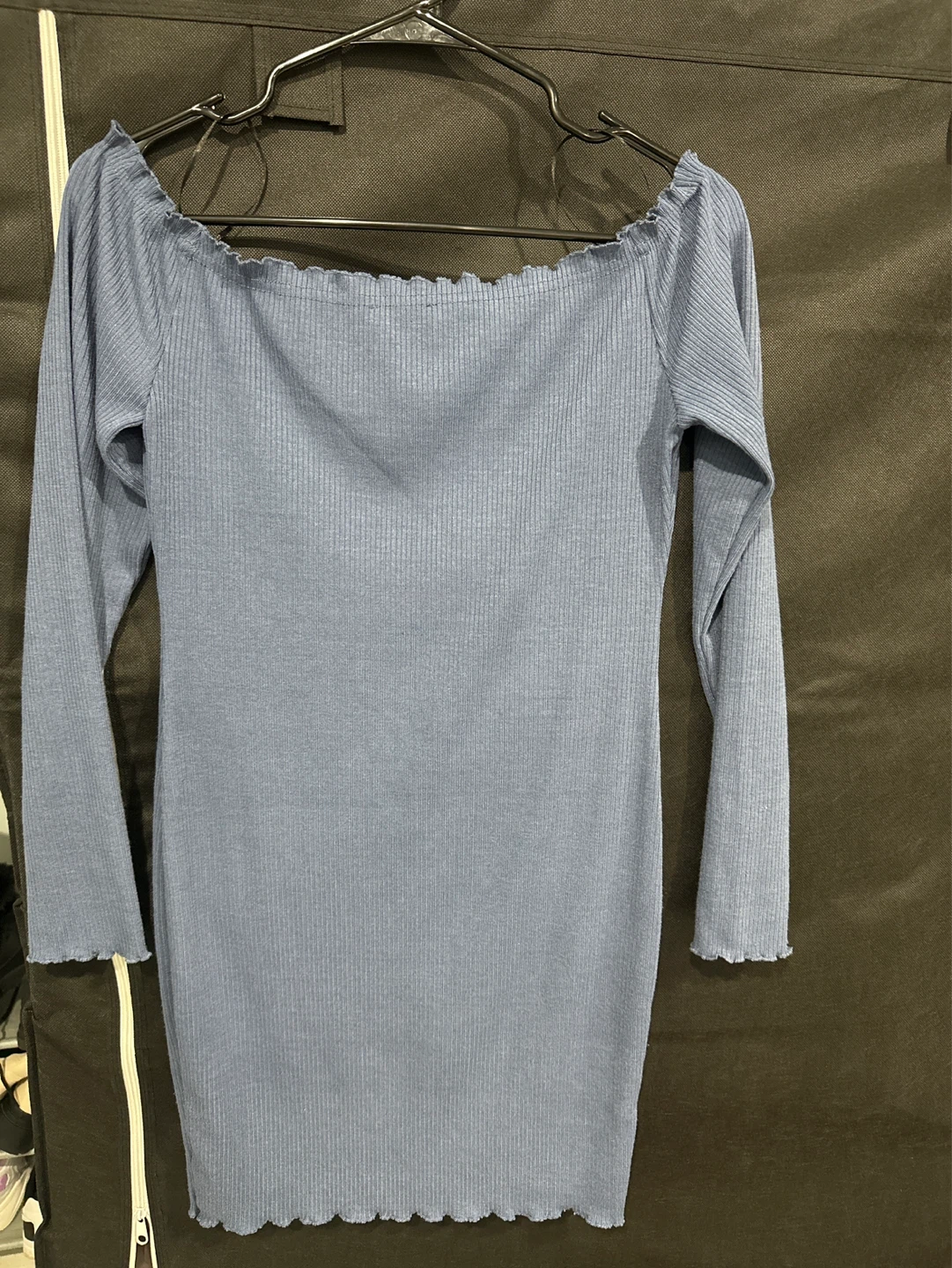 Blue Off-the-Shoulder Ribbed Long Sleeve Dress