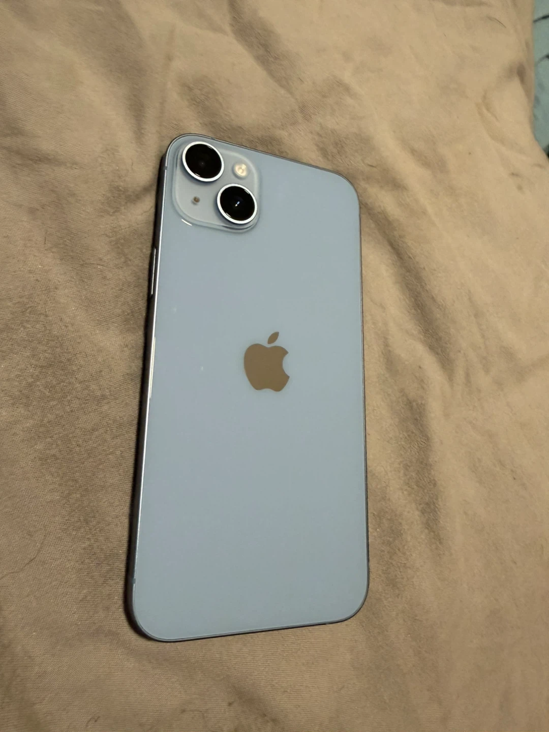 Apple iPhone 14 - photo 3