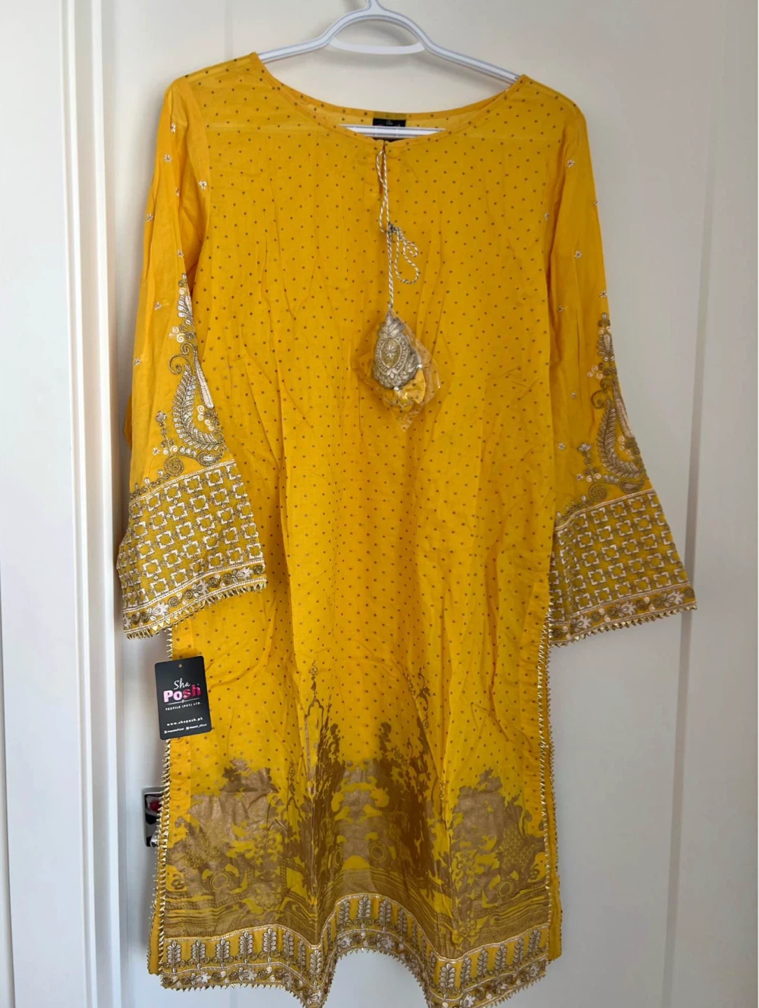 Pakistani embroidered dress - photo 2
