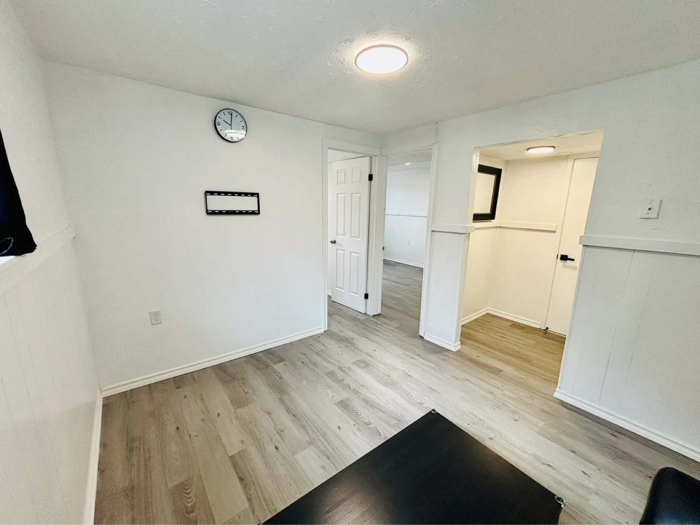 2 Bed + Den Apartment for Rent Niagara Falls | In-Unit Laundry