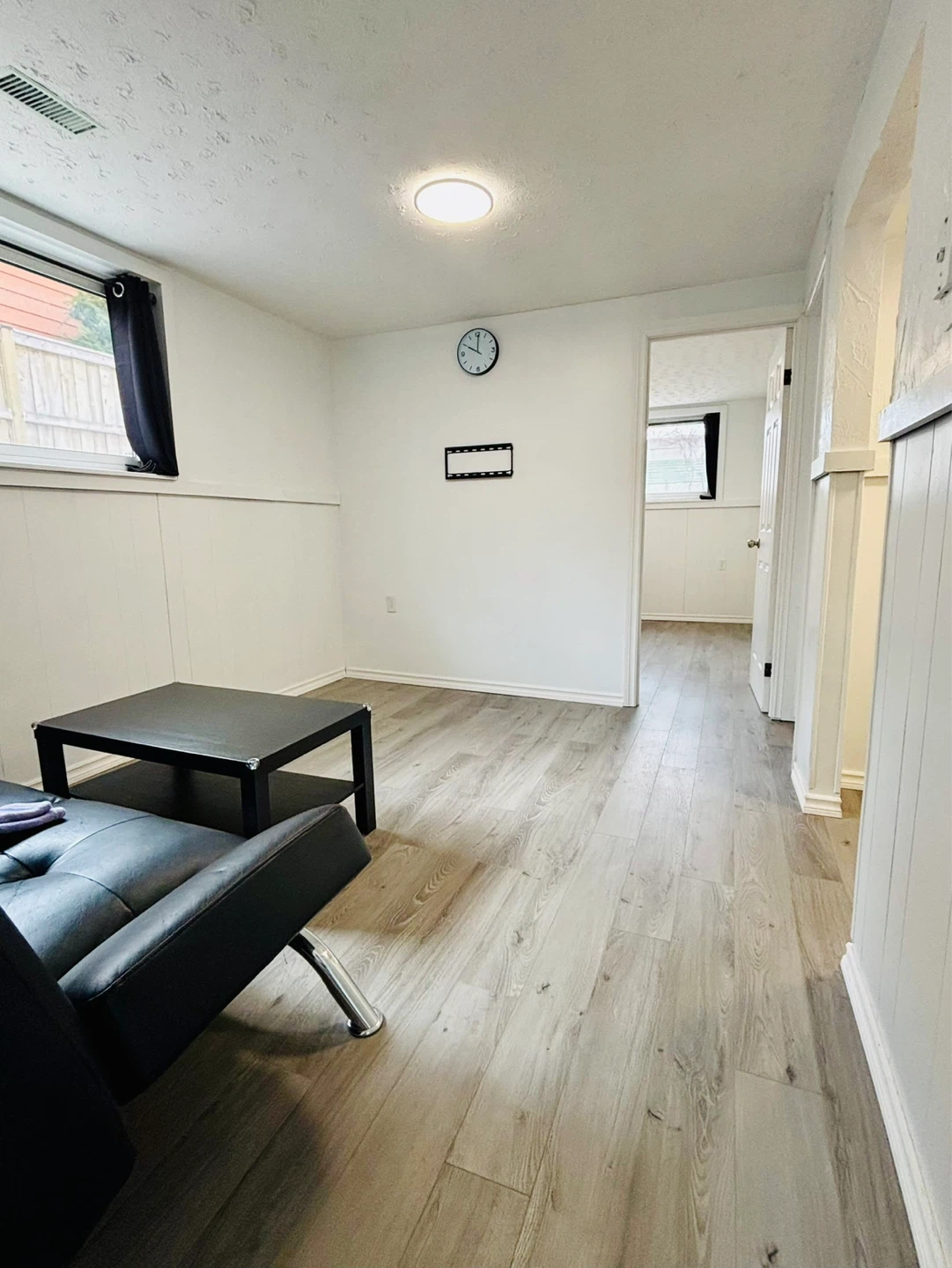 2 Bed + Den Apartment for Rent Niagara Falls | In-Unit Laundry - photo 2