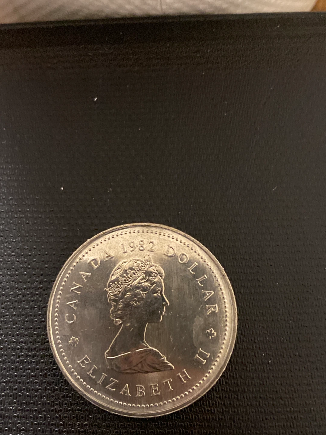 1982 Canada Confederation Dollar Coin - photo 2