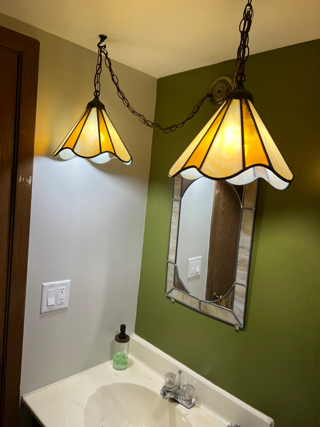 Vintage Tiffany Style Hanging Lamp Fixture and mirror - photo 3