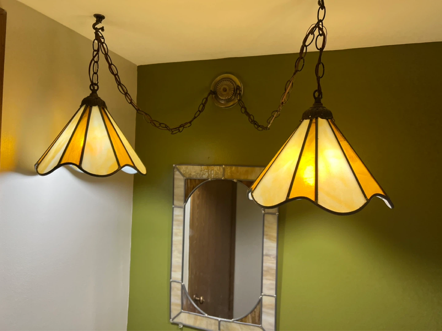 Vintage Tiffany Style Hanging Lamp Fixture and mirror - photo 2
