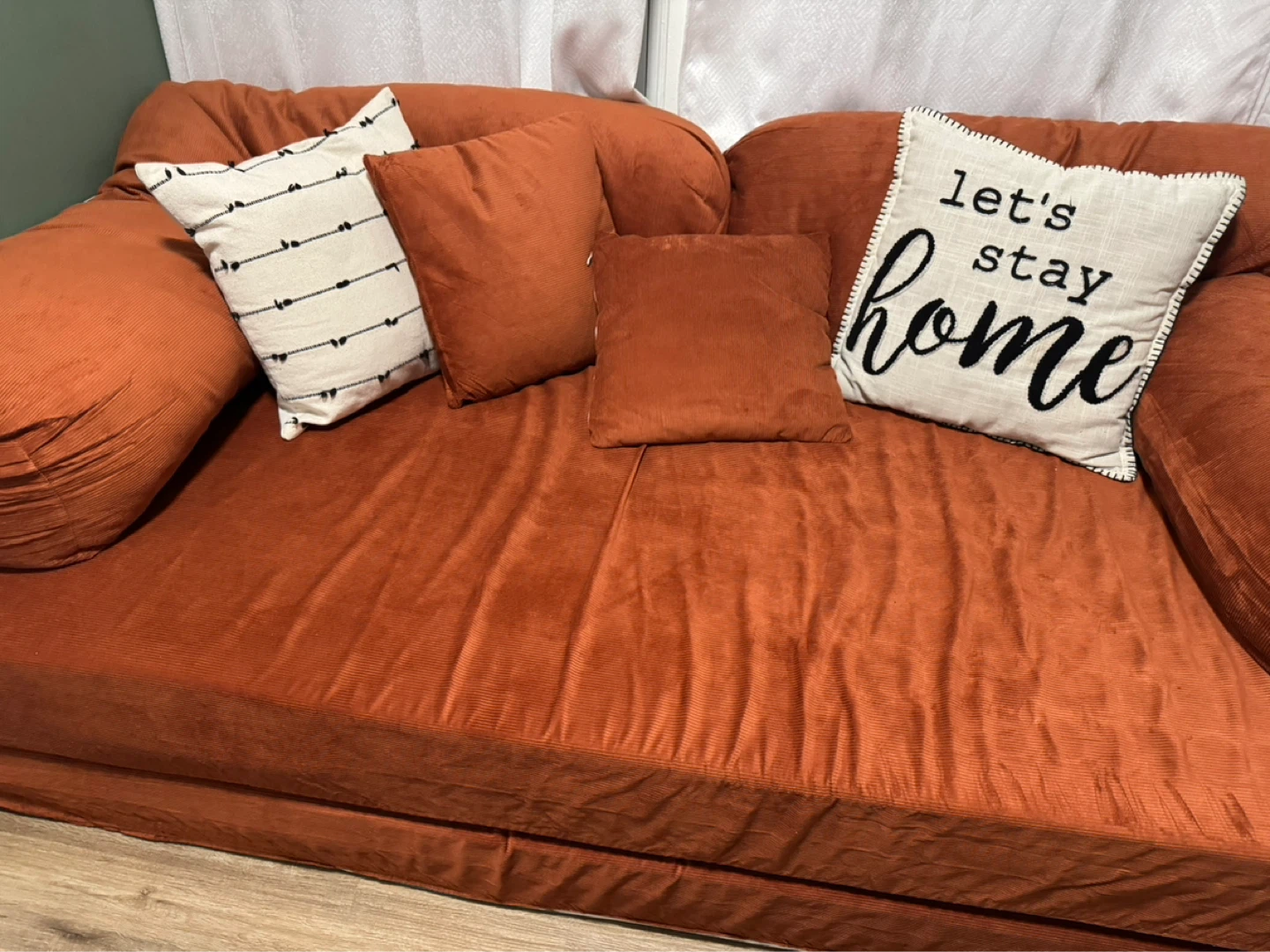 Boneless couch