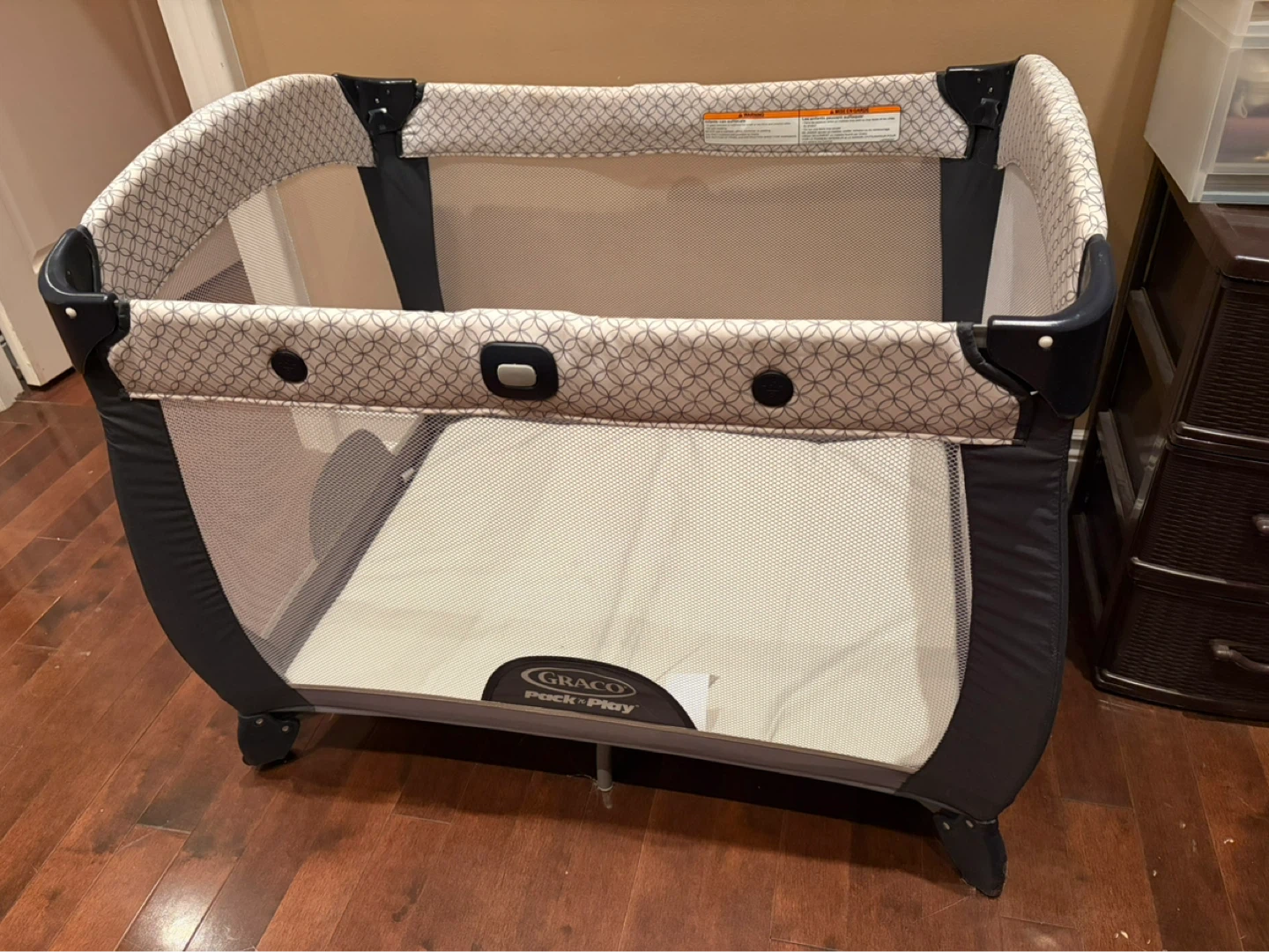 Graco Pack 'n Play Playard and accessaries