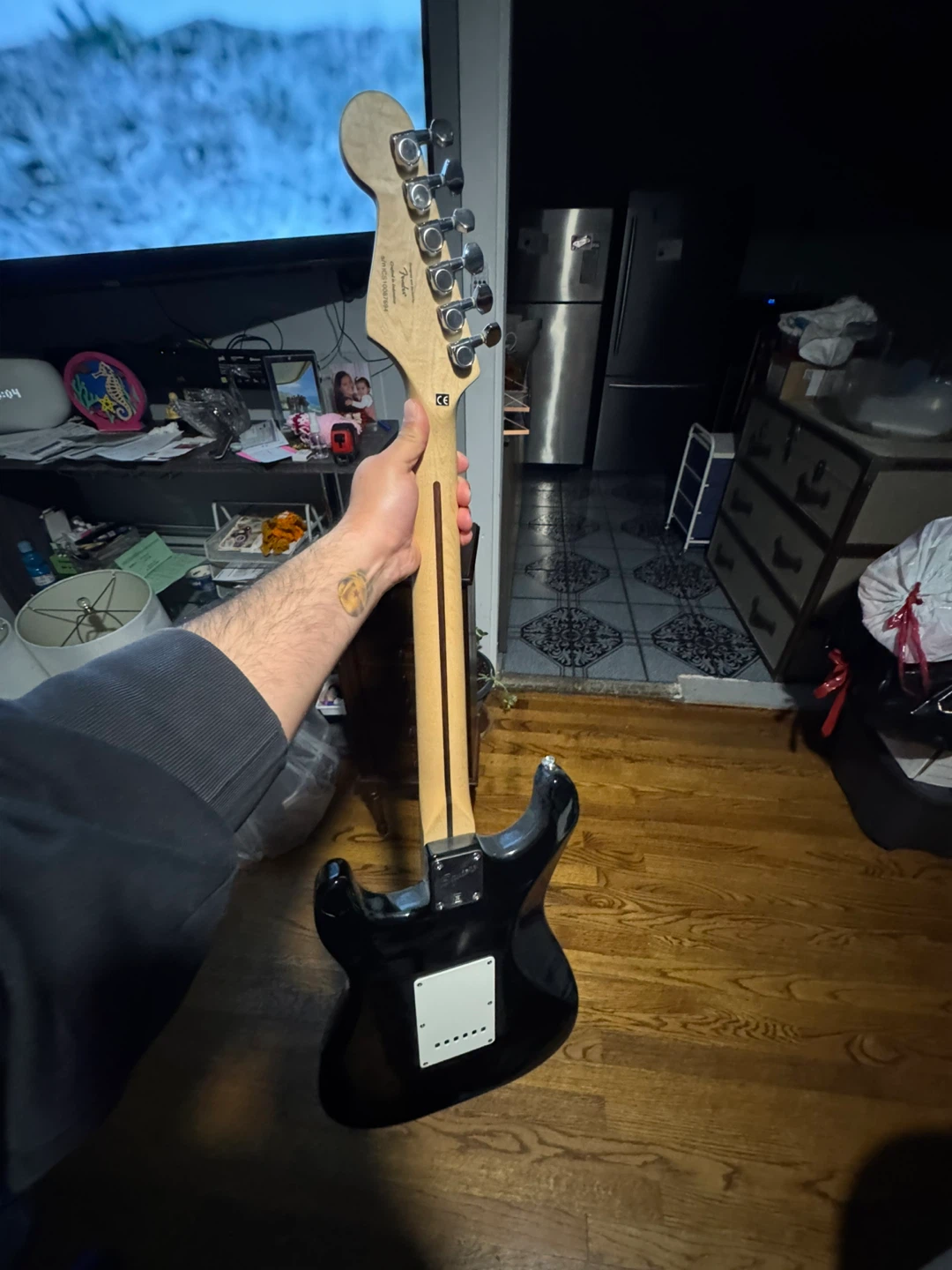 Squier Affinity Stratocaster Electric Guitar - Black - photo 3