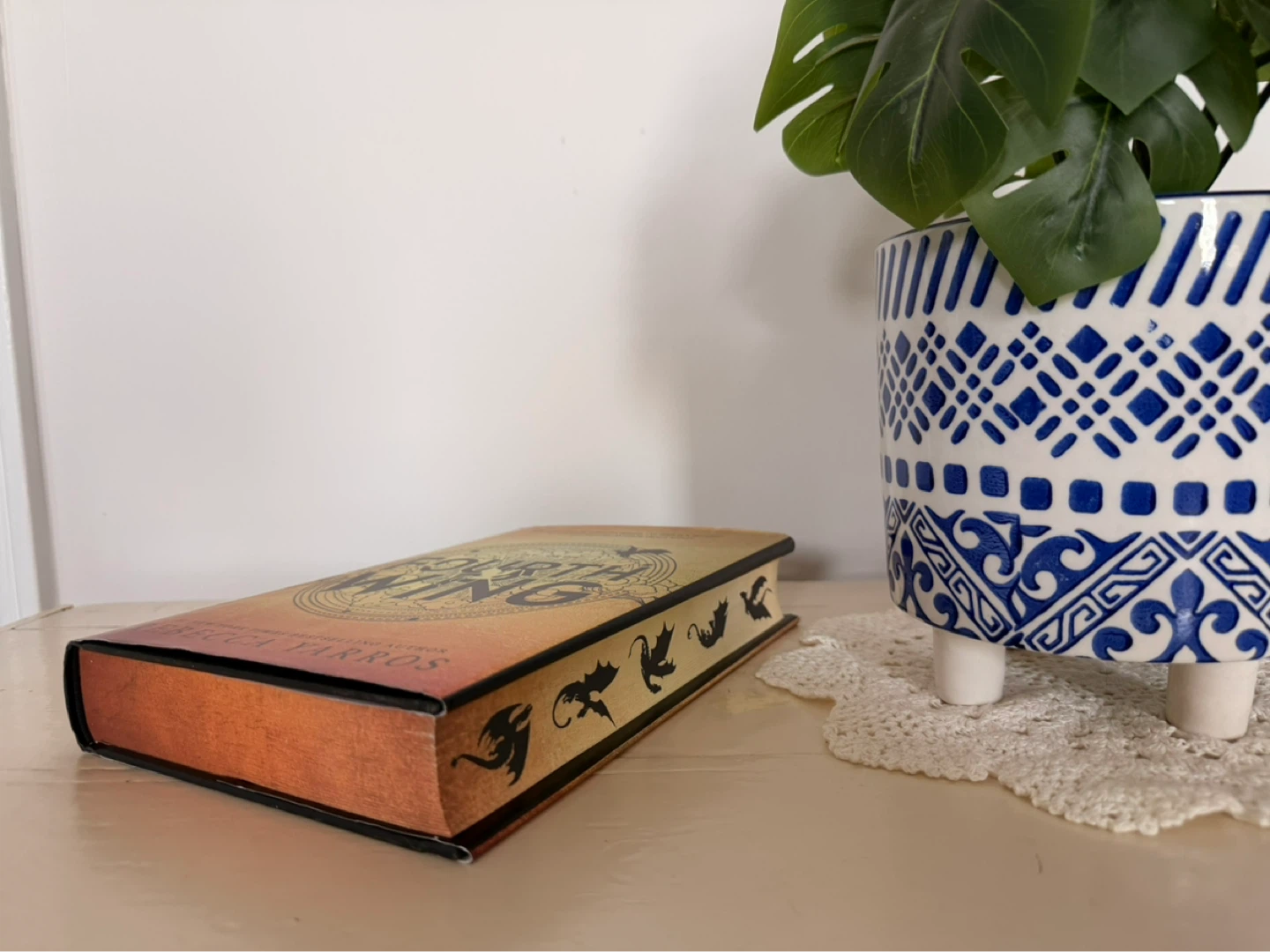 Brand New Special Edition Fourth Wing by Rebecca Yarros - photo 4