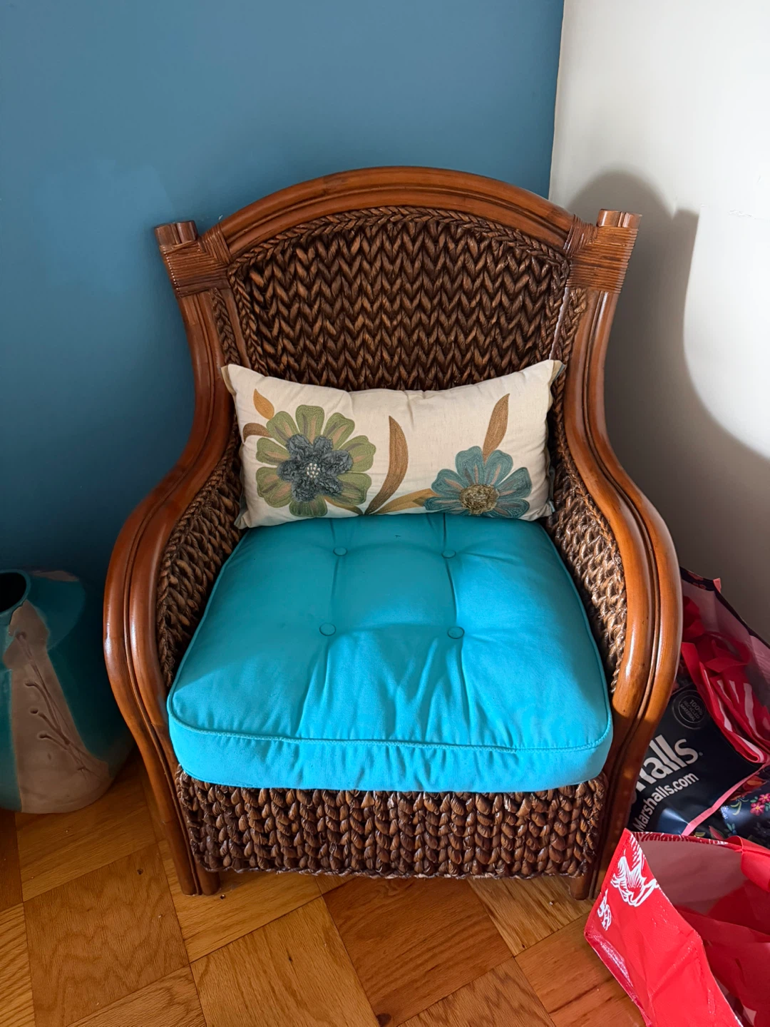Wicker Accent Chair with Turquoise Cushion - photo 3