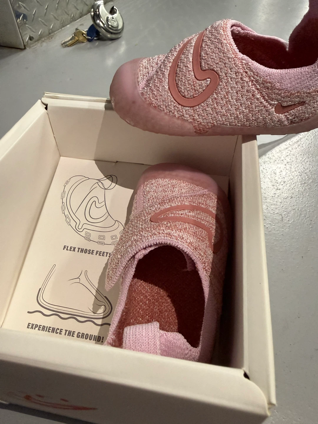 Nike Swoosh 1 TD Pink Toddler Shoes size 6C - photo 5