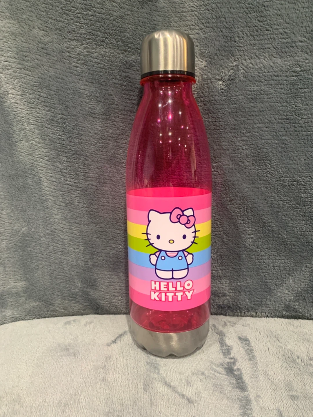 Hello Kitty 23.6 oz Water Bottle