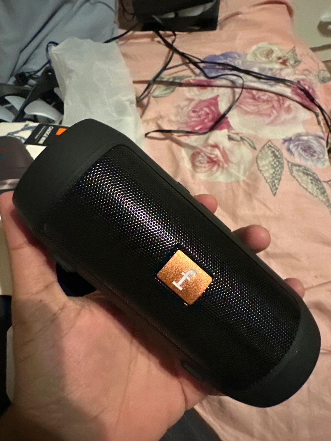 Portable Wireless Speaker - photo 2