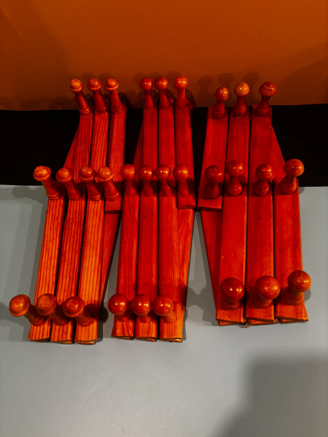 Wooden Accordion Wall Hanger
