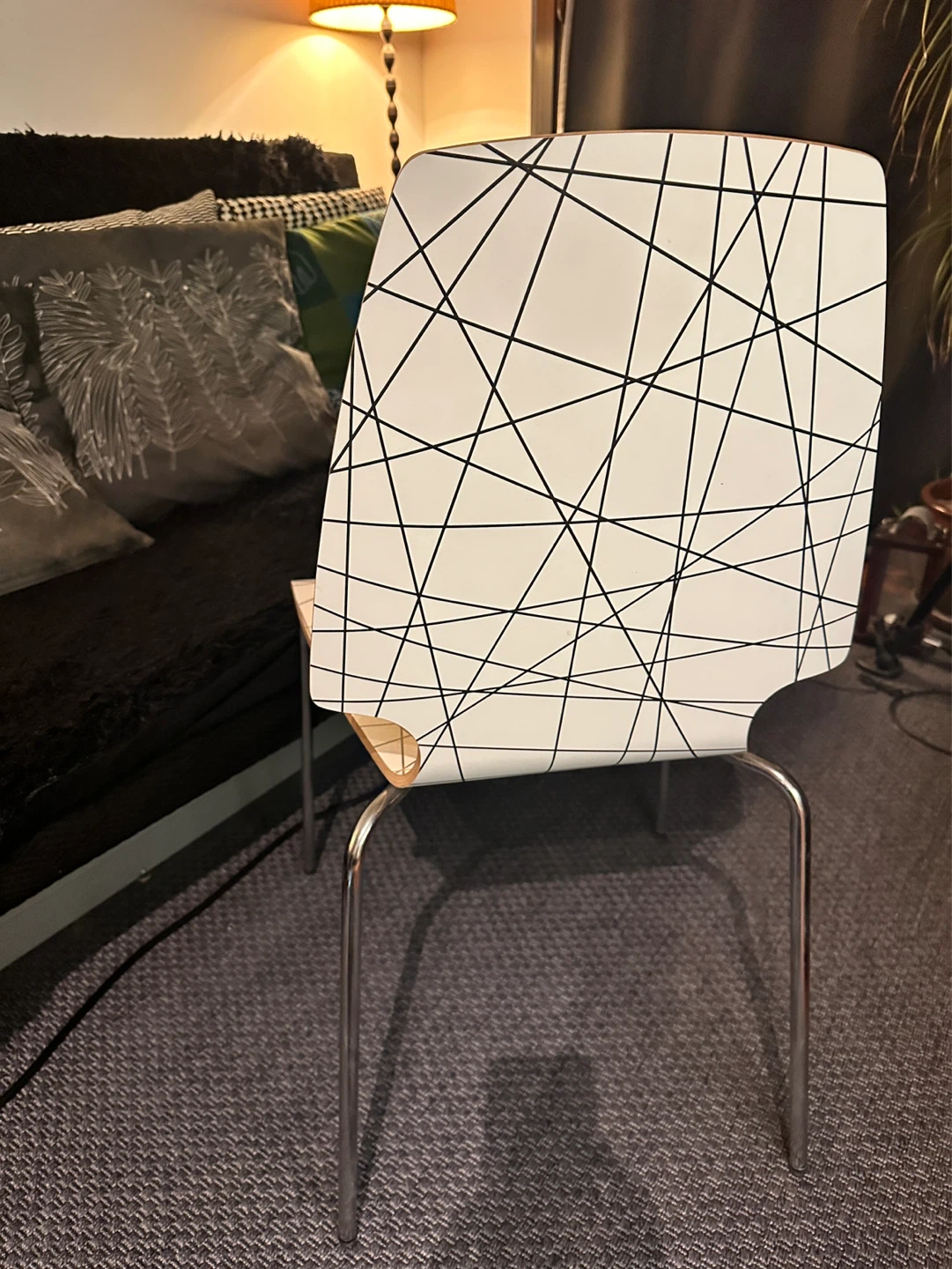 IKEA stackable dining chairs (B&W Graphic print) x 6 chairs - photo 3