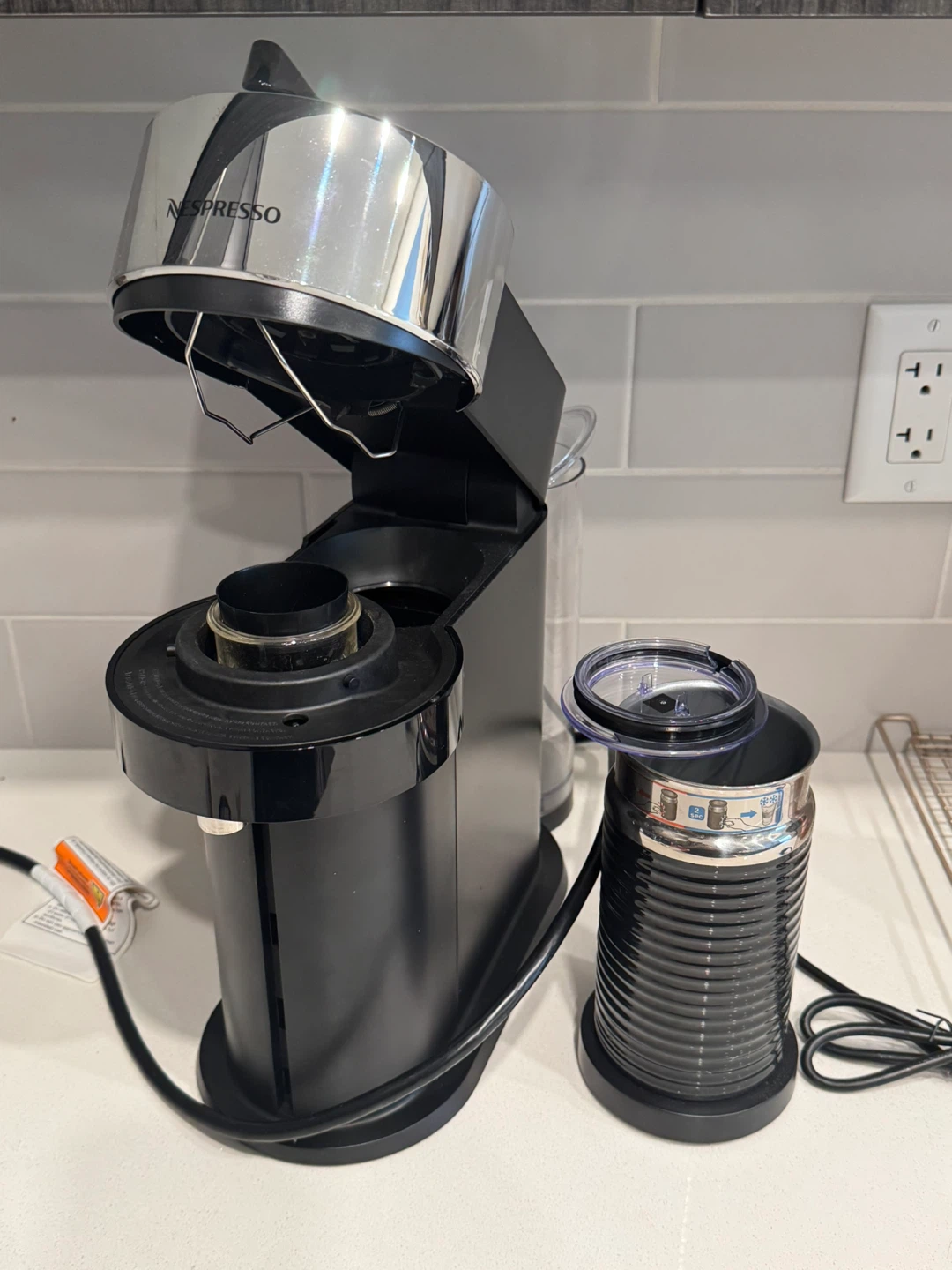 Nespresso Coffee Machine with Milk Frother