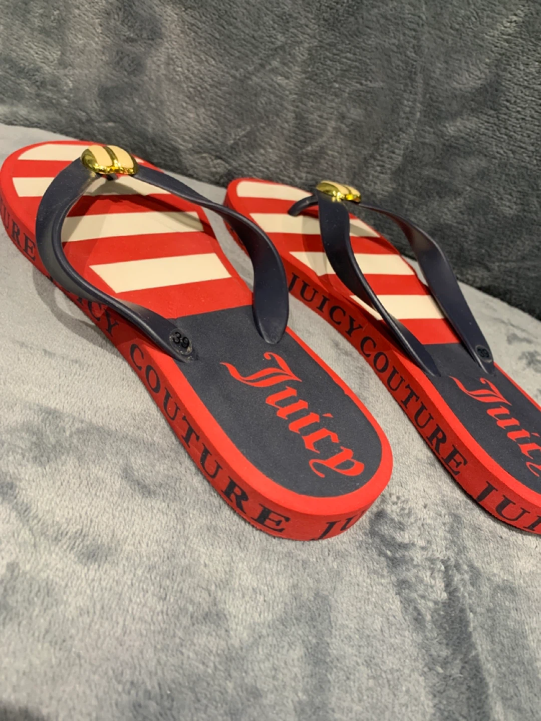 Juicy Couture Striped Flip Flops Size 39 - photo 2